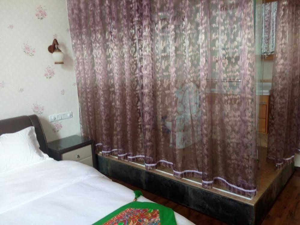 Shuanglang Jinxiangyuan Hotel Dali Shuanglang Exteriör bild